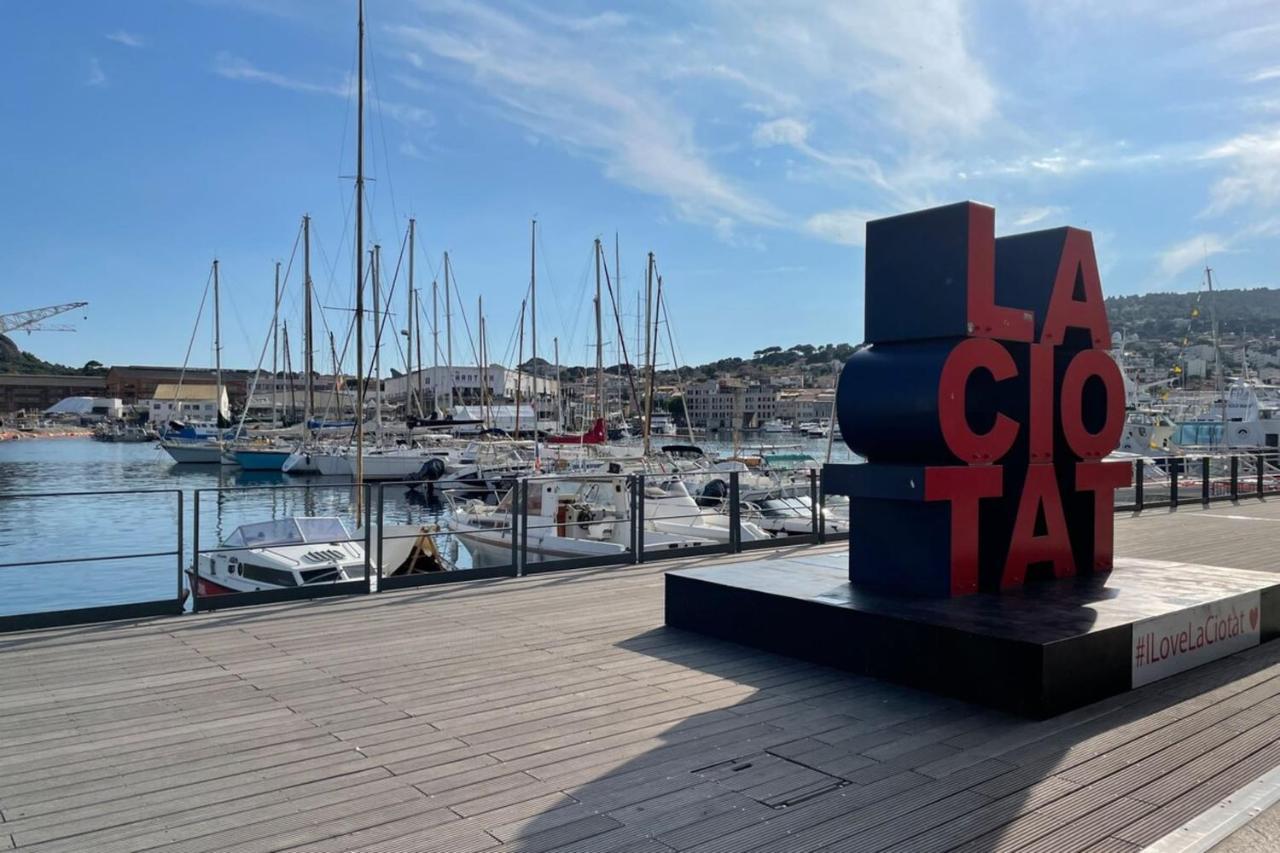Atelier Des Revesvieuxportproche Plageslaciotat La Ciotat Exterior foto